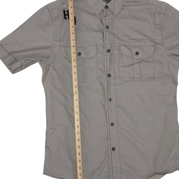 Harley-Davidson Button Down Short Sleeve Pockets Gray Spell Out On Back Mens M - Picture 6 of 7